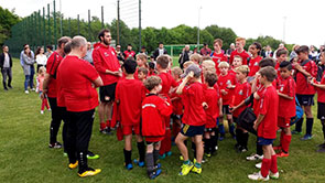 Tolle Stimmung bei Bayer 04 – Fußballschule in Hackenbroich